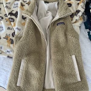 Patagonia Women’s Los Gatos Fleece Vest